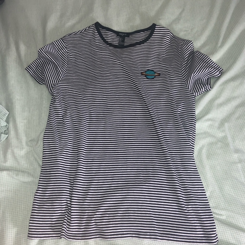 Forever 21 shirt